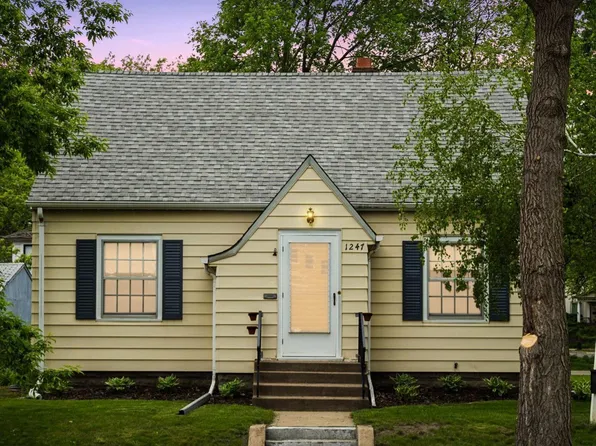 1247 Raymond Ave, Saint Paul, MN 55108