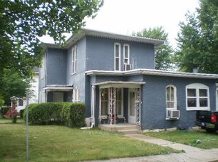 510 E Market St, Nappanee, IN 46550