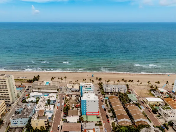320 S Surf Road #206, Hollywood, FL 33019
