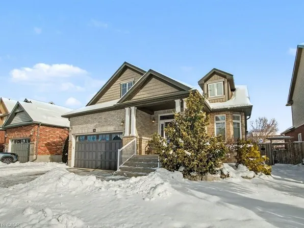 36 Freure Dr, Cambridge, ON N1S 0A2