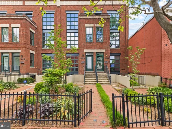 526 13th St SE #B, Washington, DC 20003