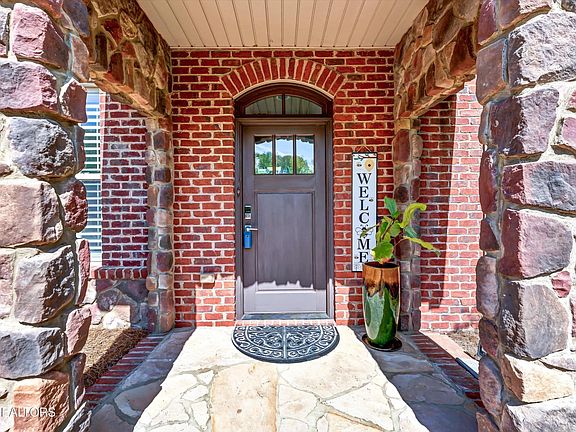 5th image of 11321 Fords Cove Ln