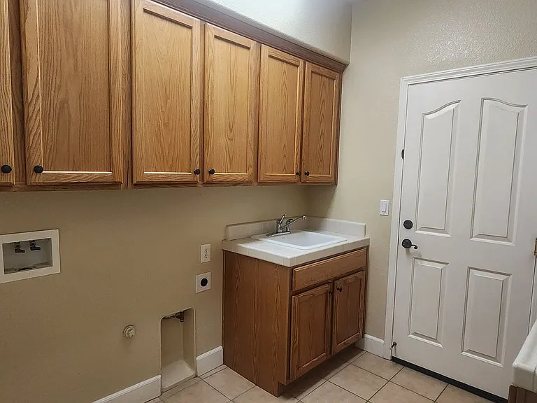 9736 Country Falls Ln — Photo 22