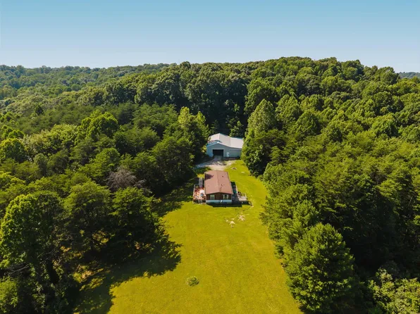 27284 State Route 180, Rockbridge, OH 43149