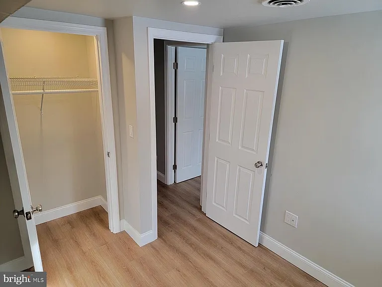 564 Hulmeville Ave #B — Photo 5
