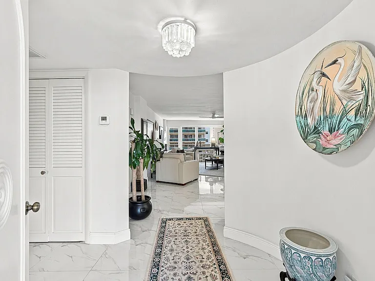 4100 Galt Ocean Dr #604 — Photo 25