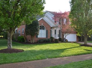 205 Circle View Dr, Franklin, TN 37067