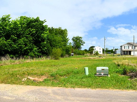 3rd image of 314 Rike Rd
