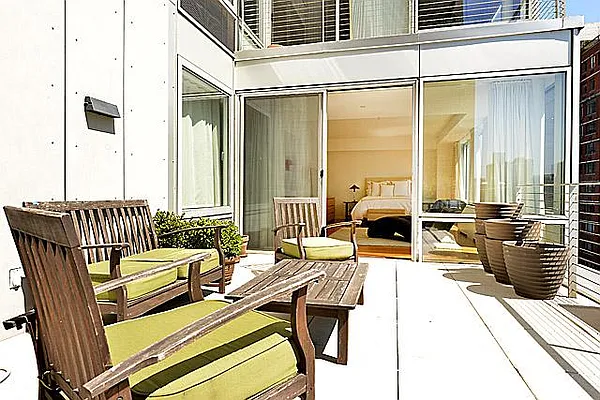 Sold by Living New York | media 3