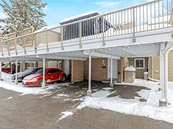 65 Glamis Rd #51, Cambridge, ON N1R 6W4
