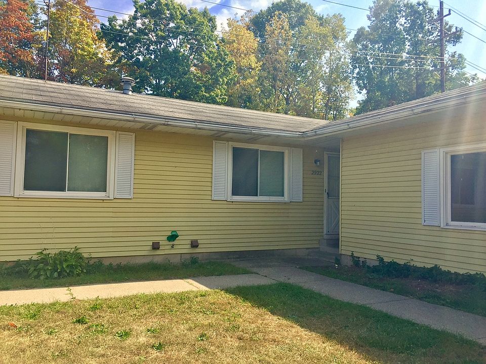 1st image of 2922 Newton Ave SE
