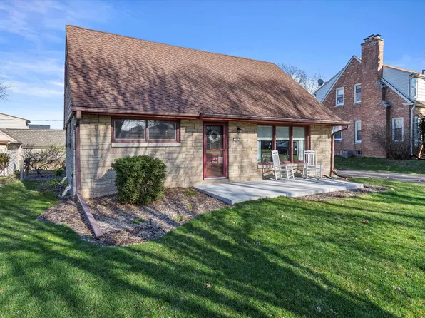 646 North 104th STREET, Wauwatosa, WI 53226
