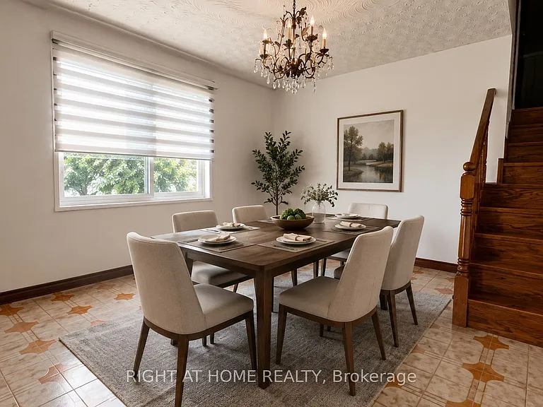 39 Lisgar Ct #UPPER — Photo 7