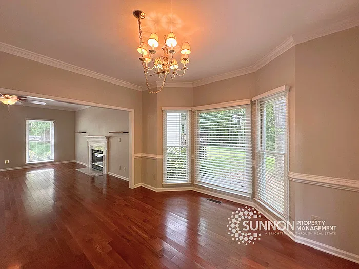 9300 Harris Glen Dr — Photo 7
