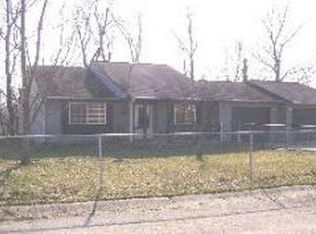 353 Briarwood Ln, Ellettsville, IN