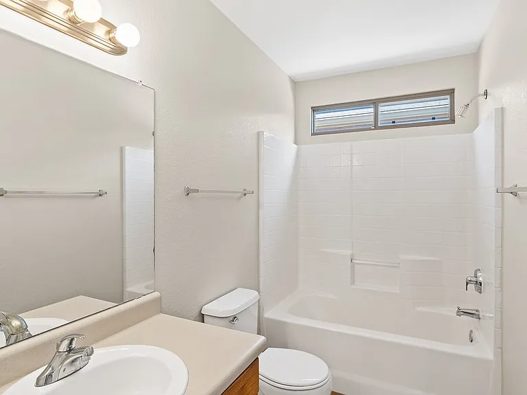 6098 S Place Du Lis — Photo 11