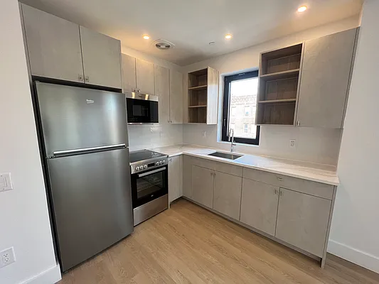 Rented by MADEHOME | media 9