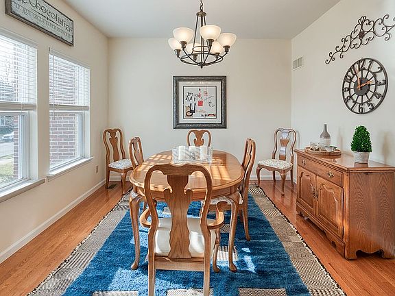 4th image of 4101 Olive St