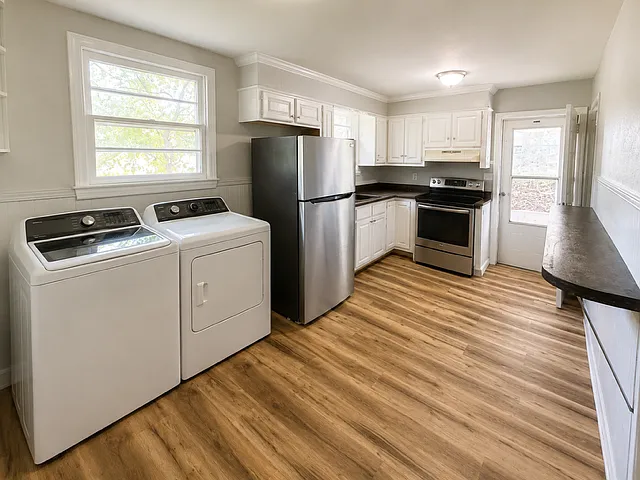 134 E Duncan Ave — Photo 3