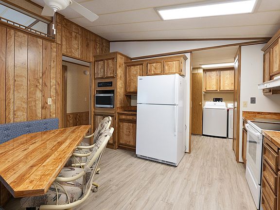 4th image of 21 Brophy Way Unit 17