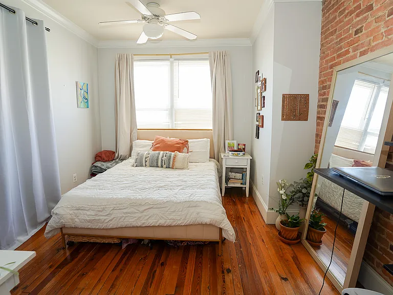 712 S Linwood Ave — Photo 12