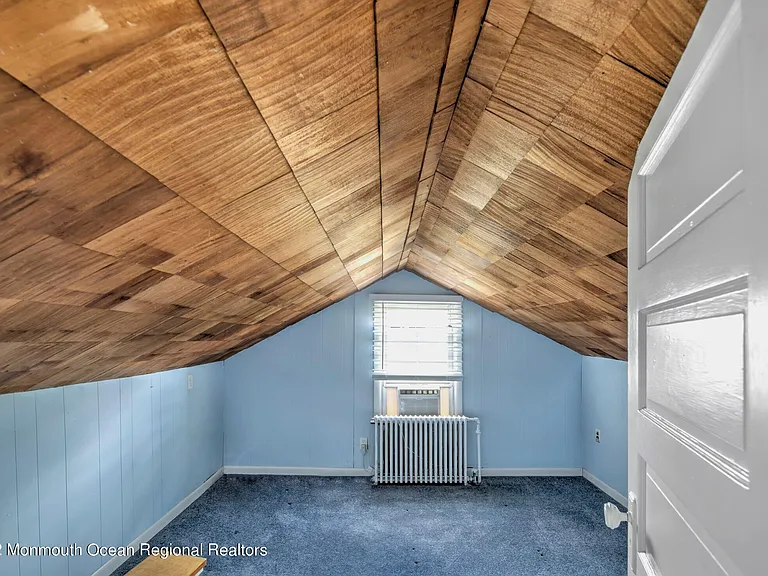 284 Millstone Rd — Photo 32