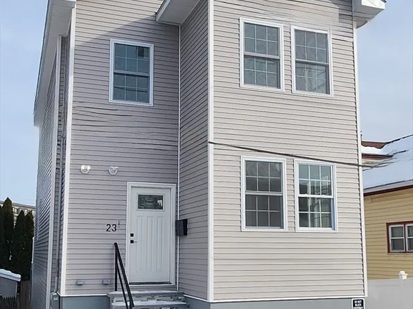 23 Avon St, Revere, MA 02151