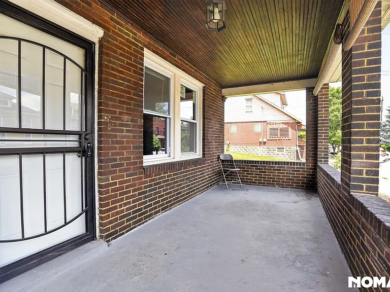 523 Ridge Ave — Photo 9