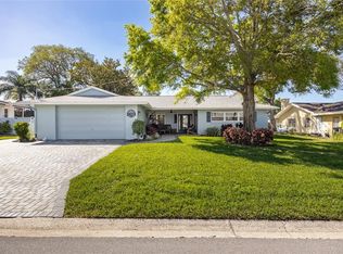 1281 Saint Andrews Dr, Dunedin, FL 34698