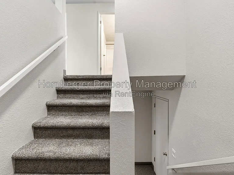 1721 N Glenn Rd — Photo 8