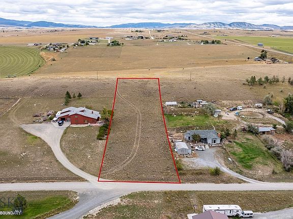 2nd image of Sullivan Ridge Way