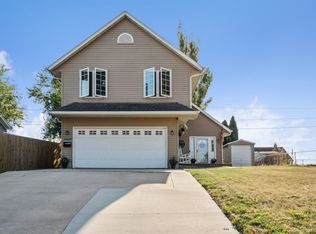 2918 Indiana Ave, Dubuque, IA 52001