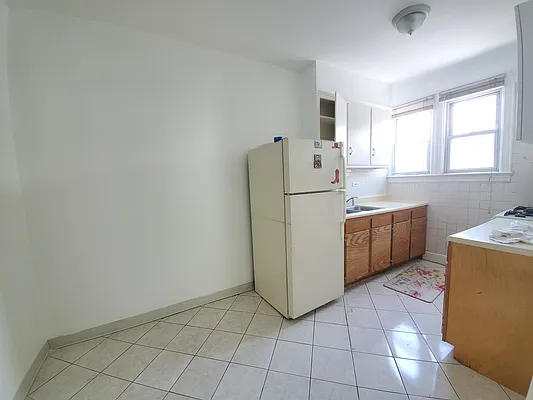 Rented by Astoria Realty | media 20