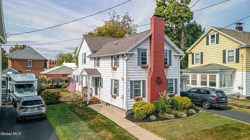 2nd image of 14 Locust Street