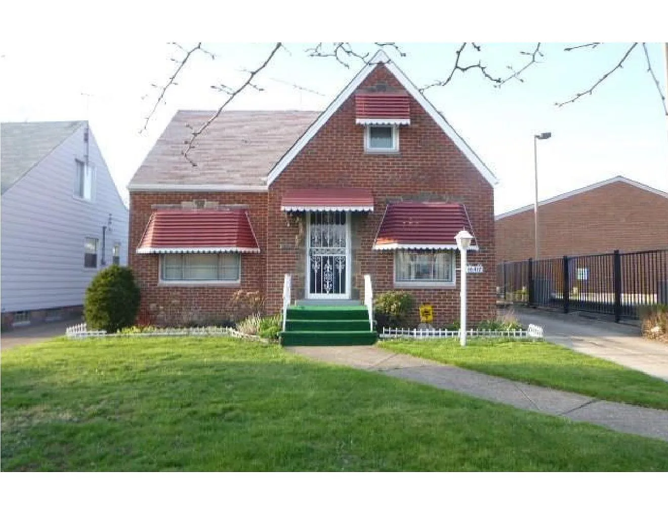 16417 Talford Ave photo 1