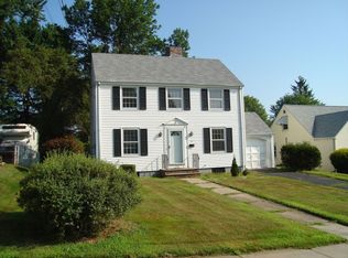 15 Chamberlain Rd, Wethersfield, CT 06109