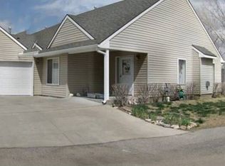 16 Lansdowne, Wichita, KS 67220