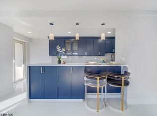 377 S Harrison St  8L #8L, East Orange City, NJ 07018