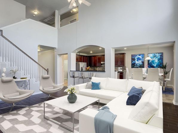 12331 Crescent Mountain Ln