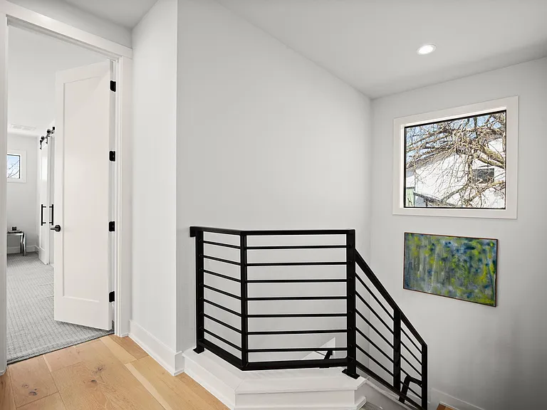 landing to bedrooms/hall bath, looking into primary bedroom