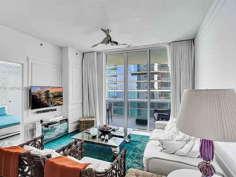 15811 Collins Ave #3302 — Photo 21