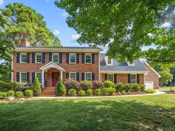 4925 Birchleaf Dr, Raleigh, NC 27606