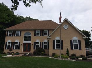 24 Scott Dr, Southampton, PA