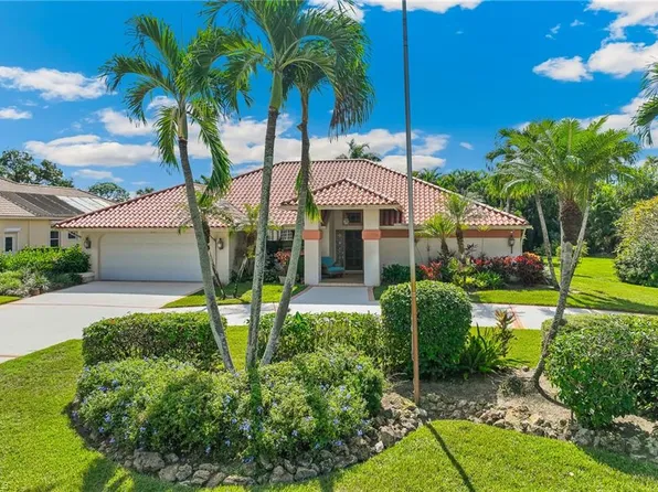 205 Muirfield CIR, NAPLES, FL 34113