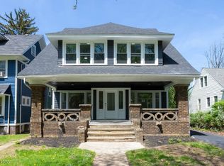 3081 E Derbyshire Rd, Cleveland Heights, OH