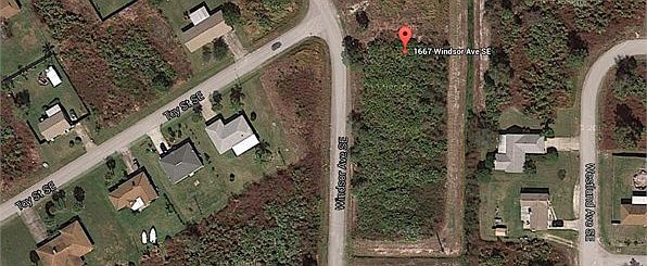1st image of 1667 Windsor Ave SE