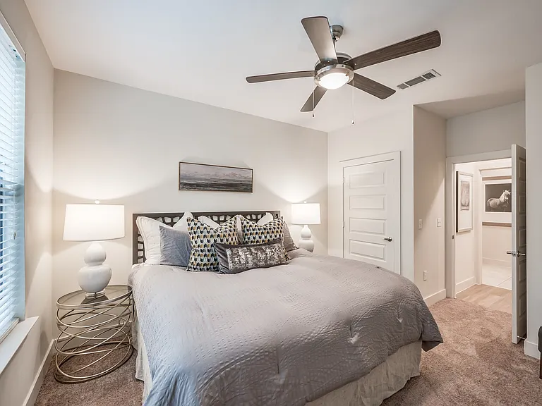 5880 Inwood Dr — Photo 26