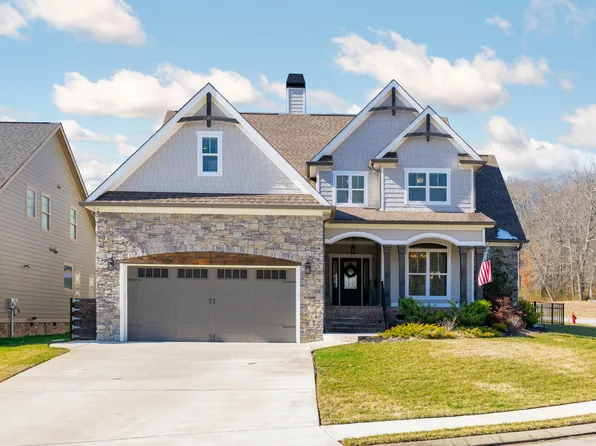 2329 Weeping Willow Dr, Ooltewah, TN 37363