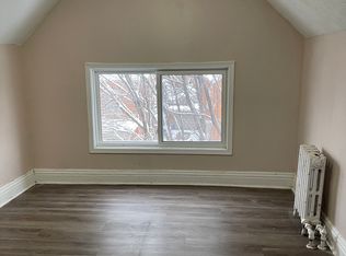 45 Ontario Ave #3, Hamilton, ON L8N2X1