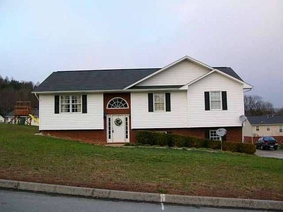 1st image of 140 Ashley Dr